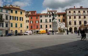 Sarzana: via alla rivoluzione del “porta a porta” con tre riunioni introduttive