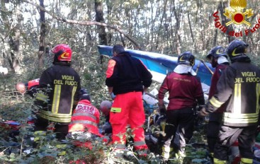 Precipita col deltaplano: perde la vita a 57 anni