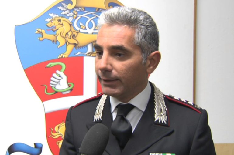 Carabinieri, fermate due batterie di ladri