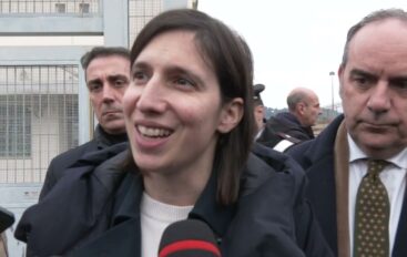 Elly Schlein segretaria PD in visita al carcere di Villa Andreino