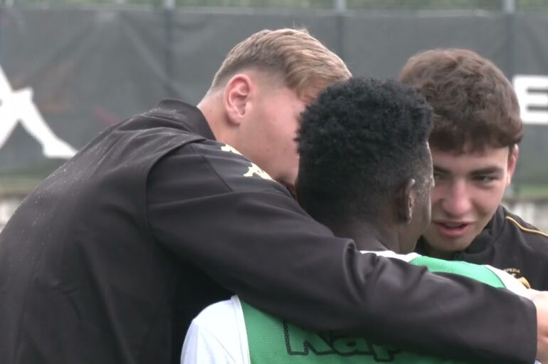 Futuro Aperto, allenamento dei ragazzi con lo Spezia Calcio